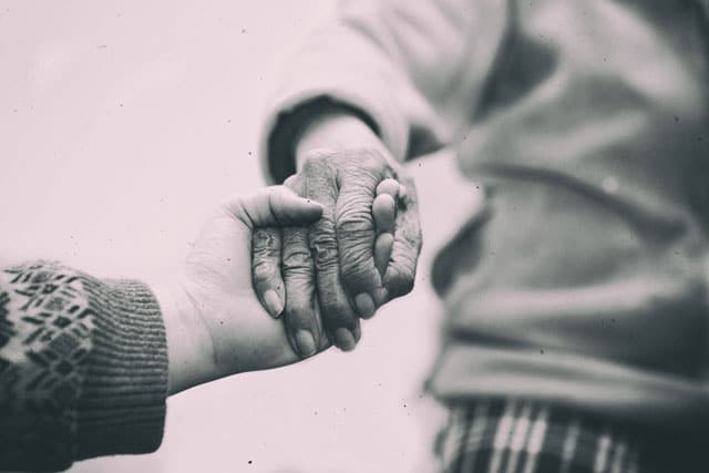 התעמרה בקשיש